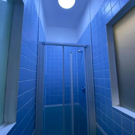 Dorms بيت شباب دبلن